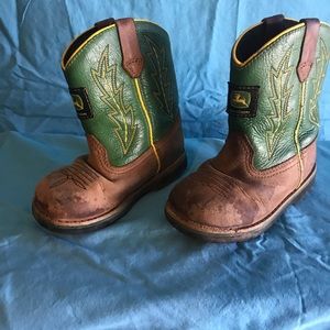 Toddlers John Deere Boots Size 7.
